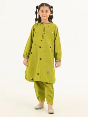 2 Piece Khaddar Suit-Embroidered (Pret)