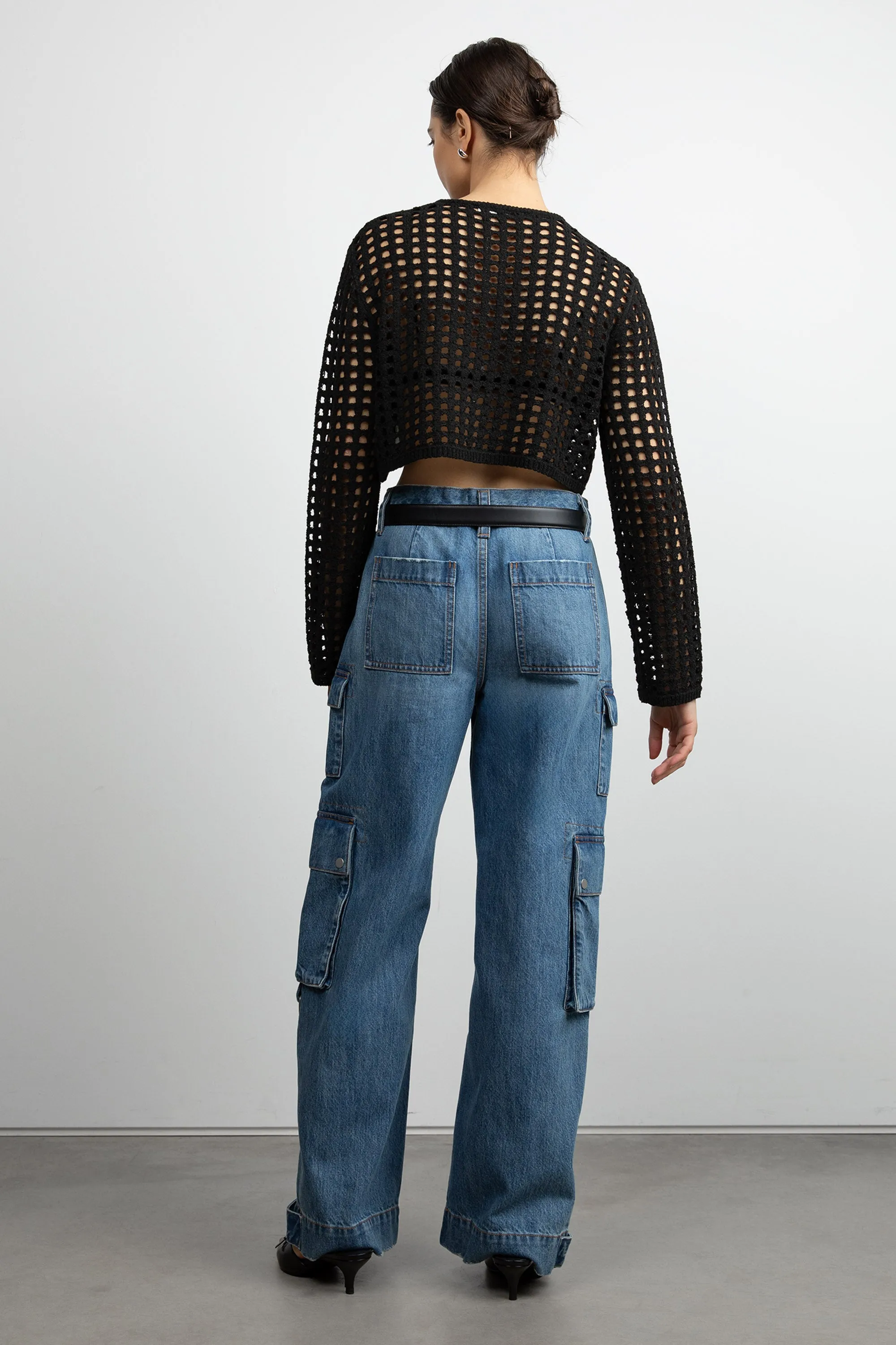 CROPPED CROCHET SWEATER