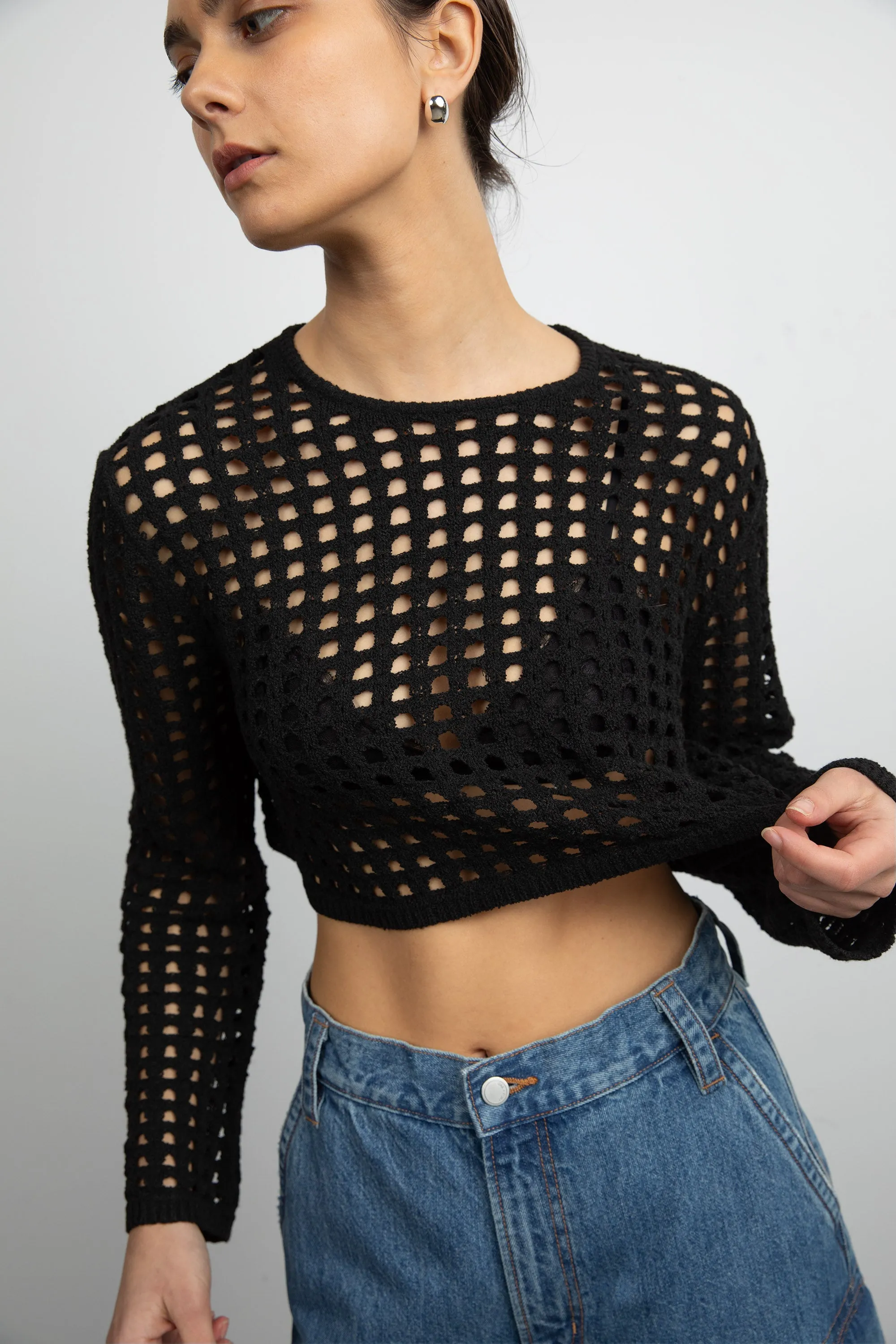 CROPPED CROCHET SWEATER
