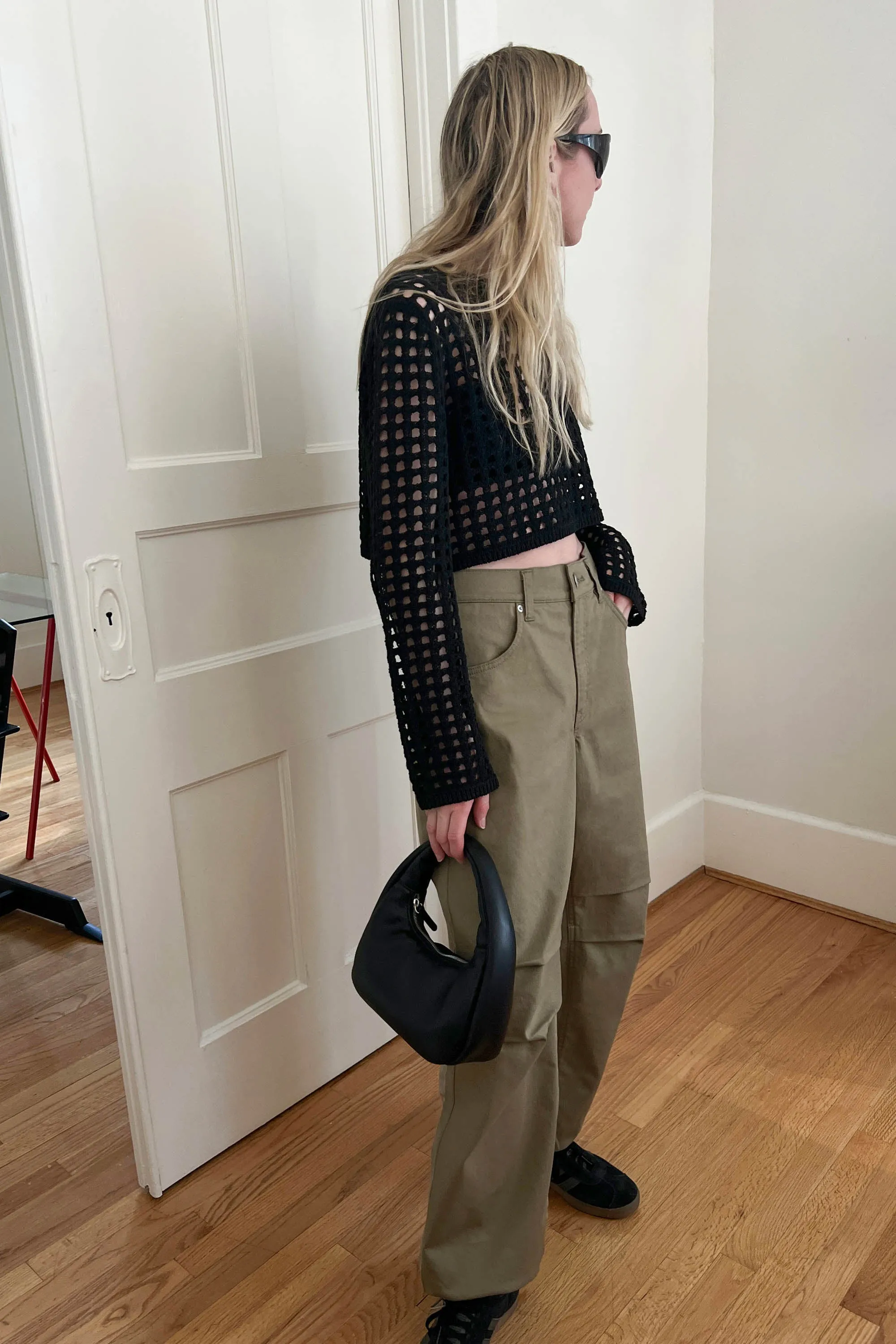 CROPPED CROCHET SWEATER