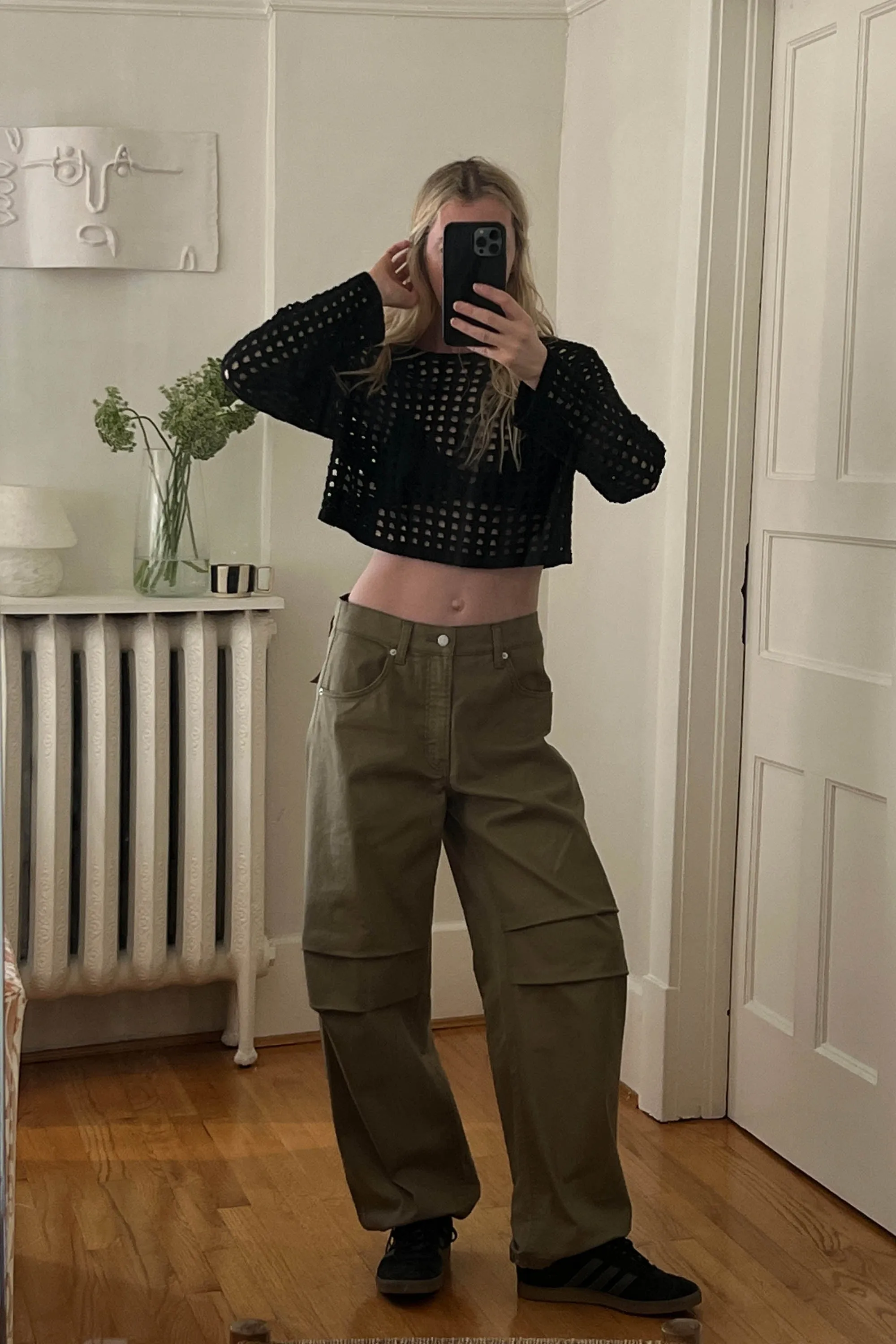 CROPPED CROCHET SWEATER