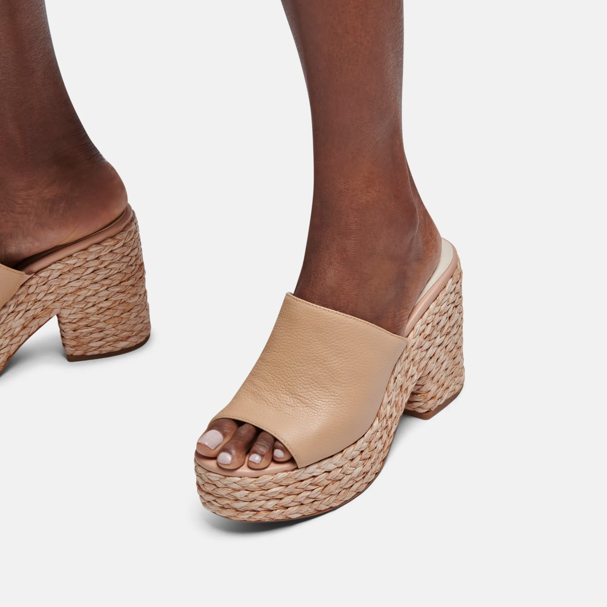 ELORA HEELS IN BLUSH LEATHER - re:vita