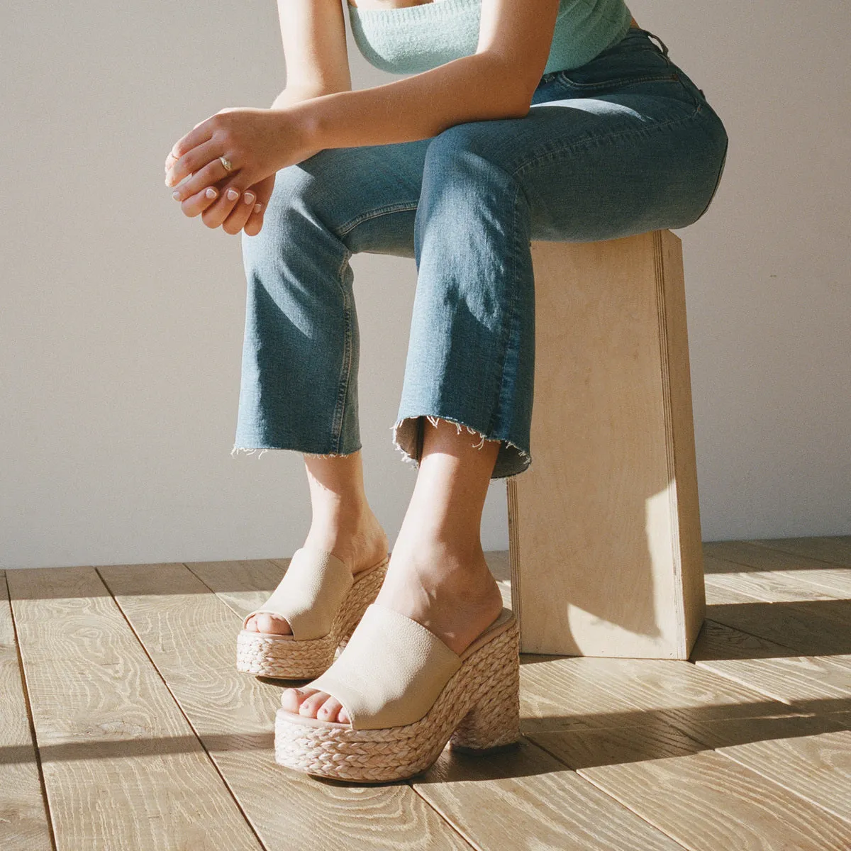 ELORA HEELS IN BLUSH LEATHER - re:vita