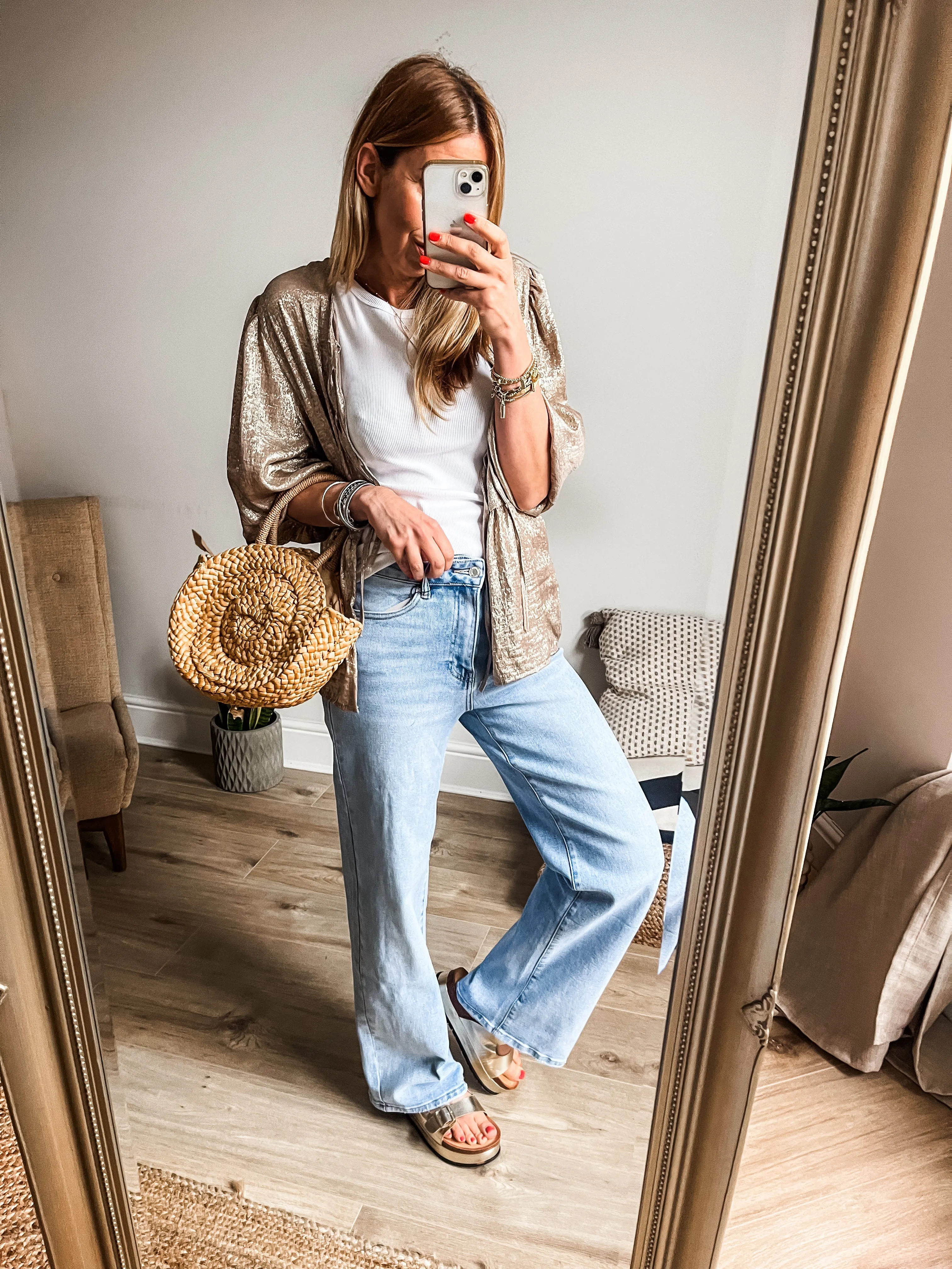 Mid Rise Wide Leg Dad Jeans