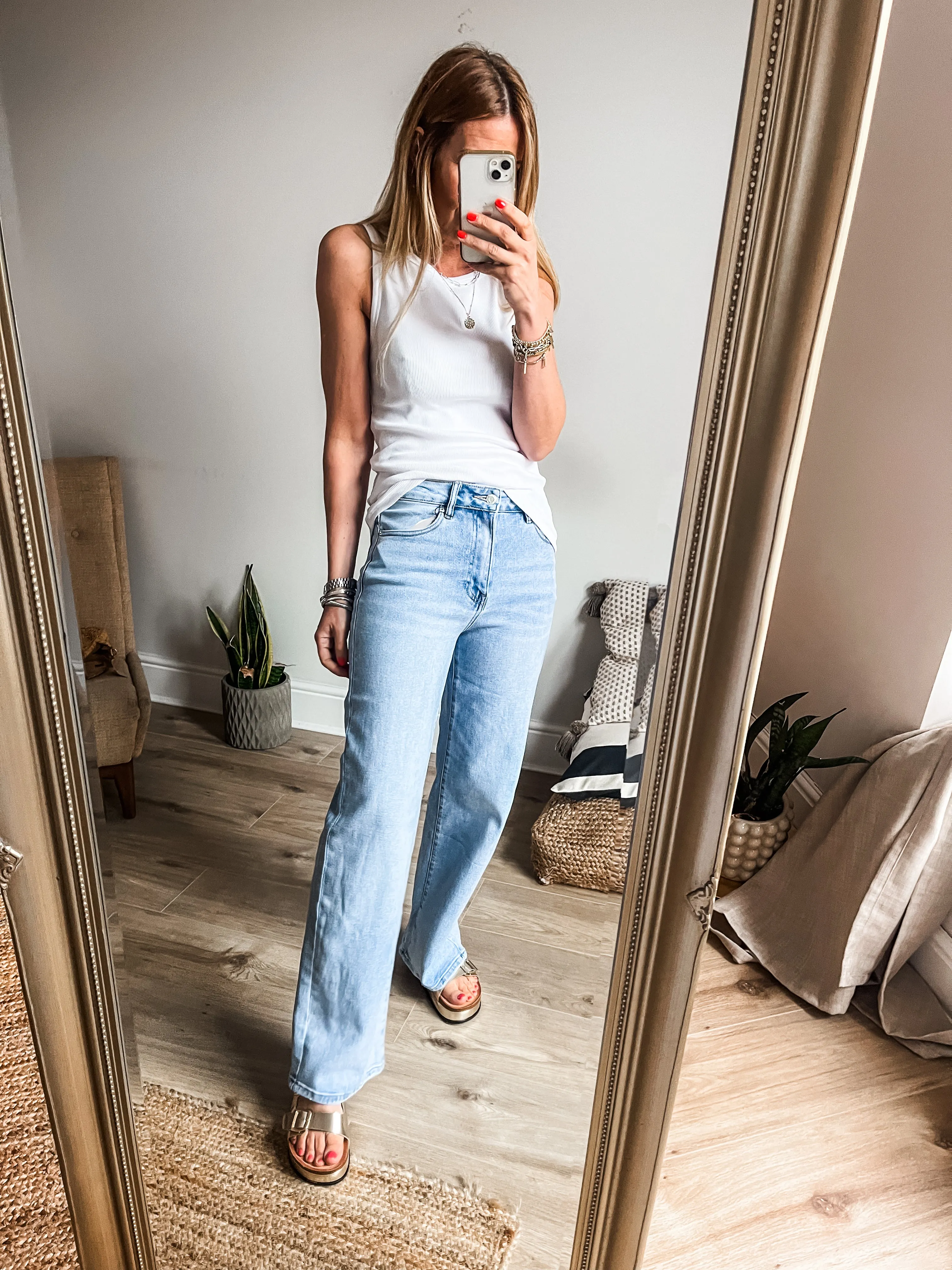 Mid Rise Wide Leg Dad Jeans