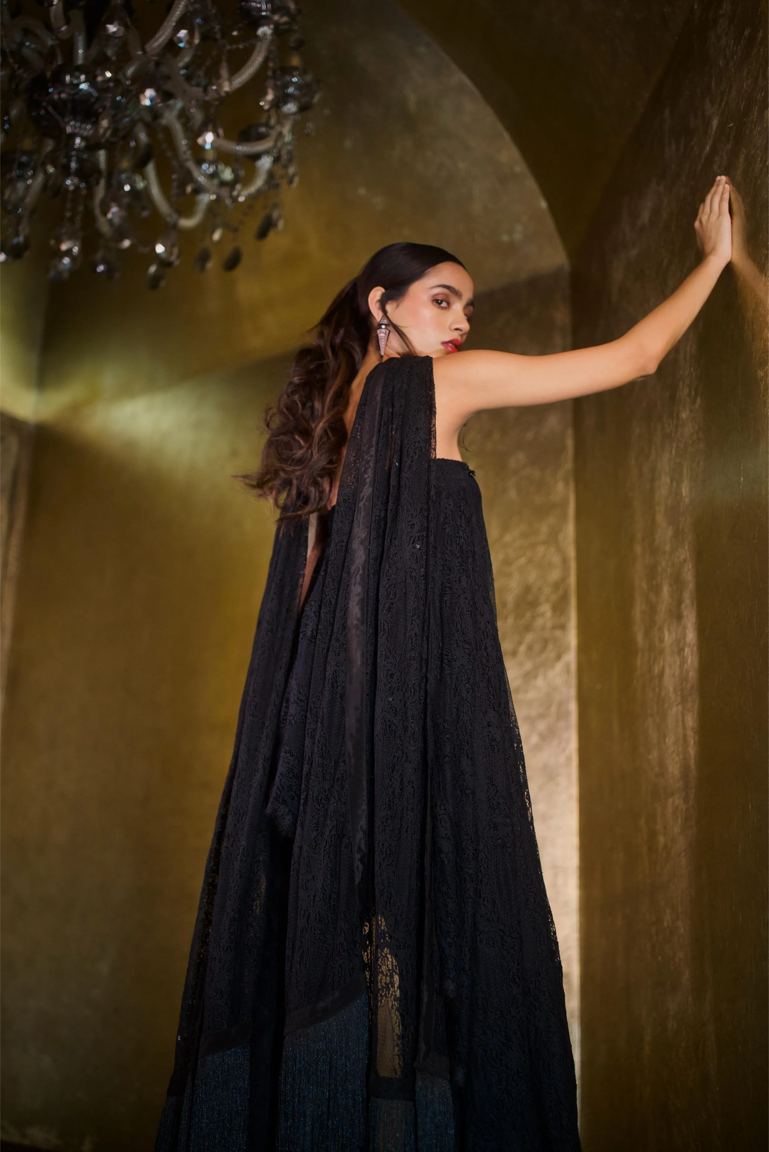 OBSIDIAN BLACK TUBE ASYMETTICAL TUNIC WITH DUPATTA