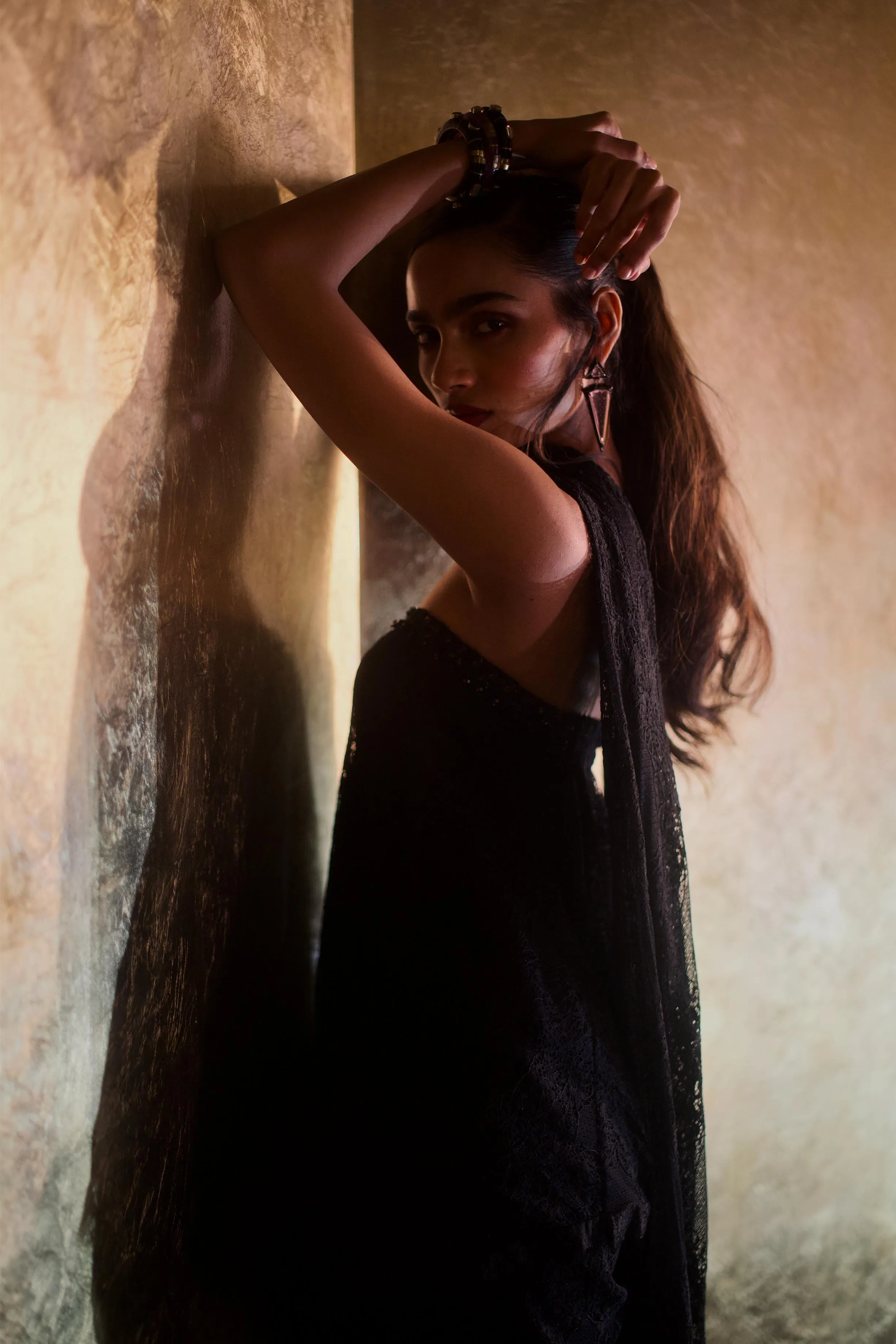 OBSIDIAN BLACK TUBE ASYMETTICAL TUNIC WITH DUPATTA